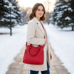 Fossil Erin Red Leather Foldover Crossbody Tote Bag Pockets Adjustable Strap